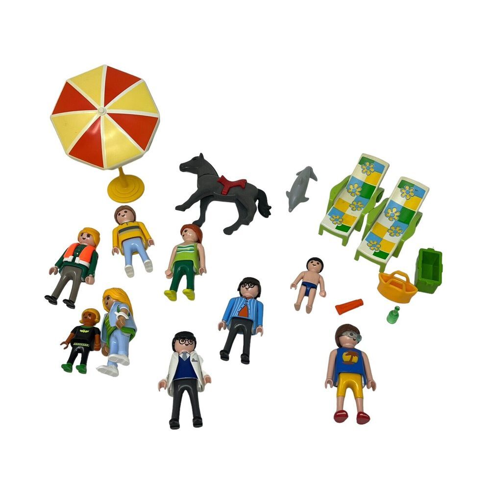 Playmobil Beach Vintage Lot of Figures‎ Umbrella Beach Chairs & More Accessories